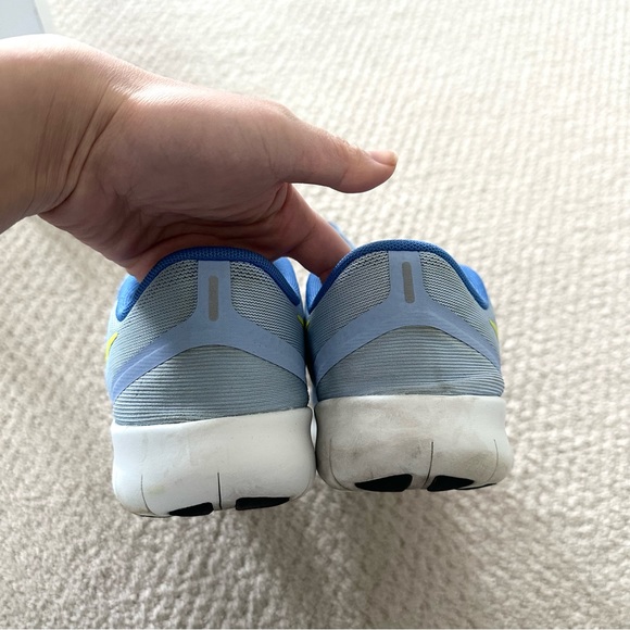 NIKE Free Runs Youth 7 - Picture 5 of 8